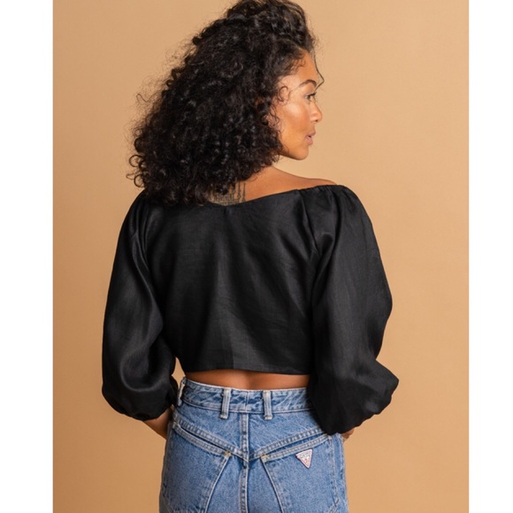 Puff sleeve shoulder black tie front crop top - Picture 2 of 2